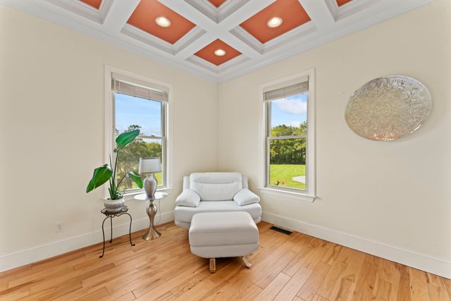 120 Wartrace Creek Rd, Wartrace, TN 37183