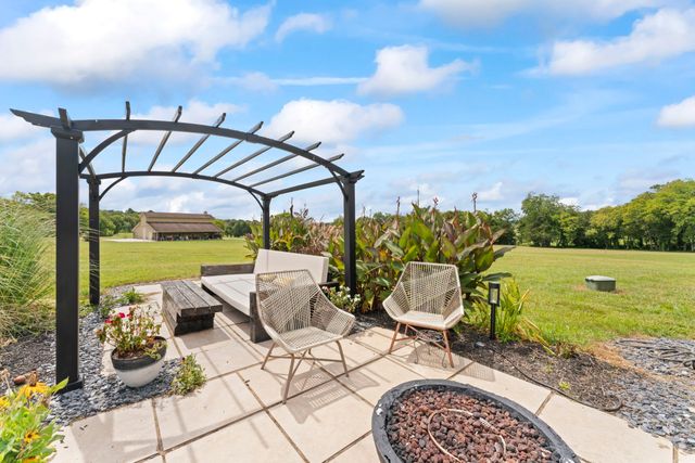 120 Wartrace Creek Rd, Wartrace, TN 37183