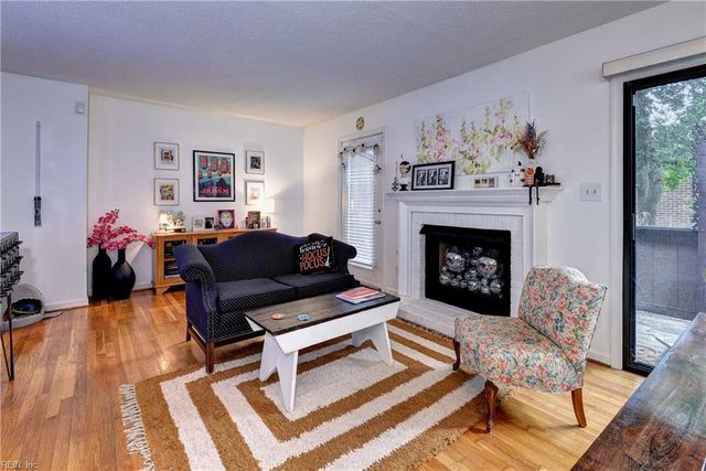 2133 S Henry St Unit 43, Williamsburg, VA 23185