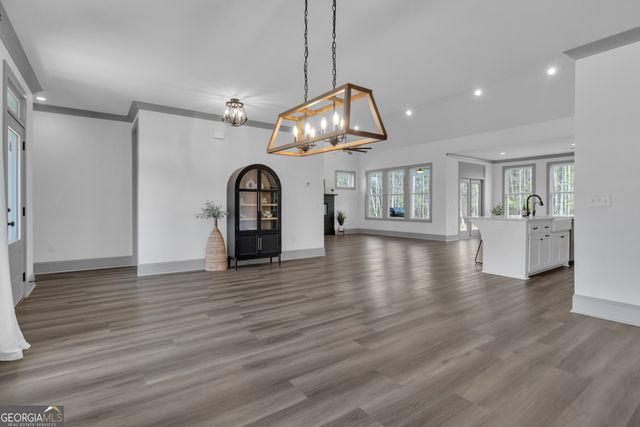 215 Greyfairs Avenue, Senoia, GA 30276