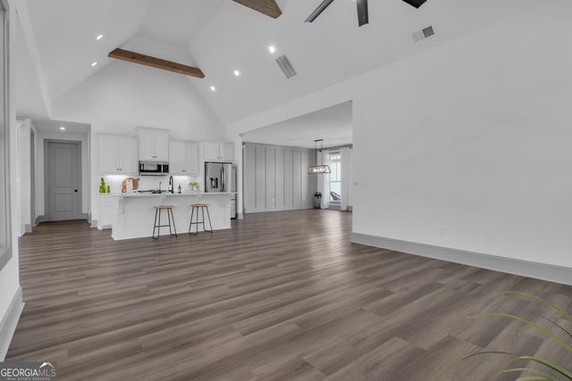 215 Greyfairs Avenue, Senoia, GA 30276