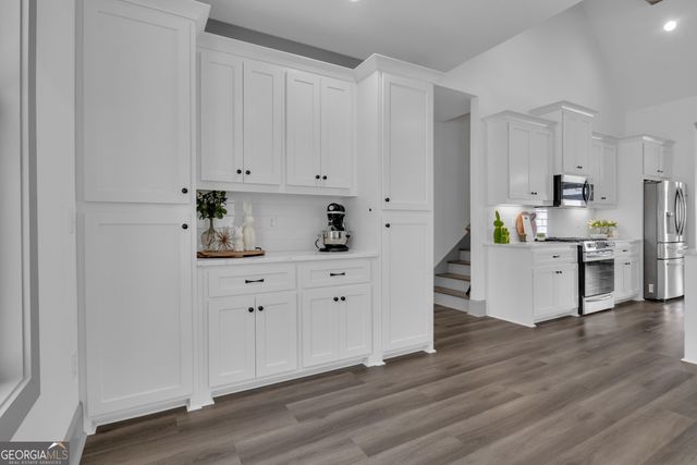 215 Greyfairs Avenue, Senoia, GA 30276