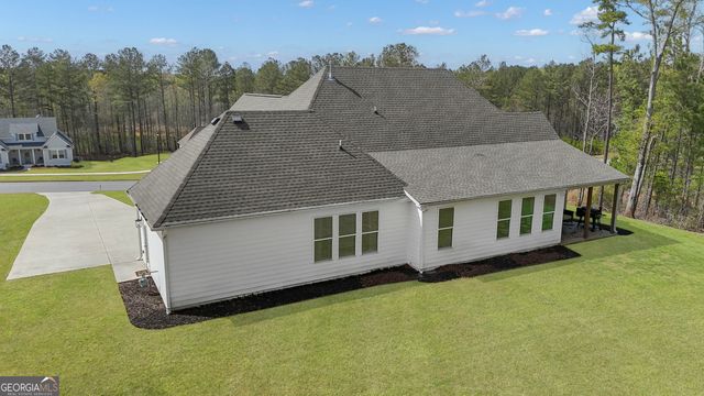 215 Greyfairs Avenue, Senoia, GA 30276