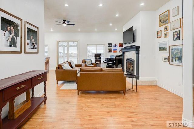 4678 Harbor Front Drive, Idaho Falls, ID 83402