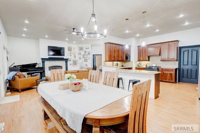 4678 Harbor Front Drive, Idaho Falls, ID 83402