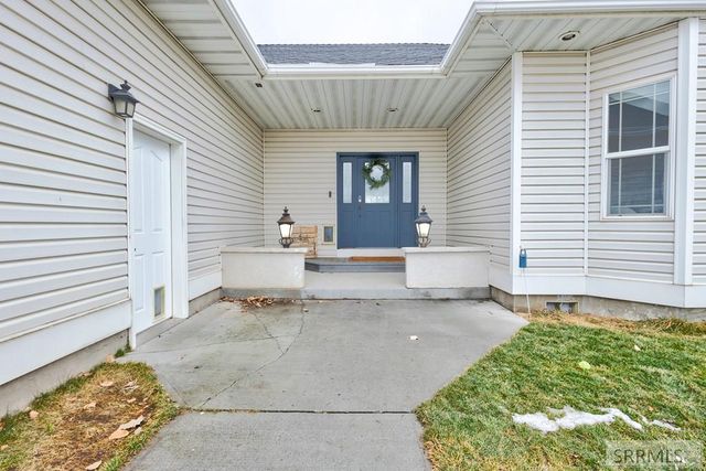 4678 Harbor Front Drive, Idaho Falls, ID 83402