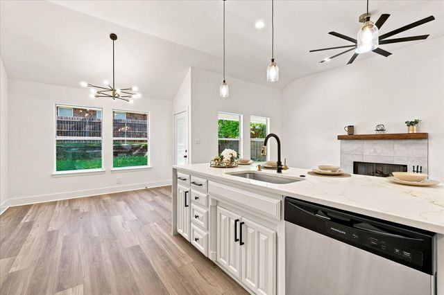 5424 Appalachian Way, Fort Worth, TX 76123