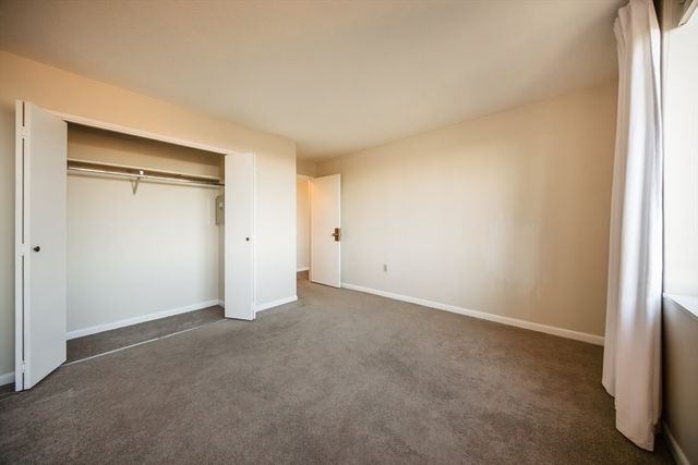 1002 Paradise Rd PHE, Swampscott, MA 01907