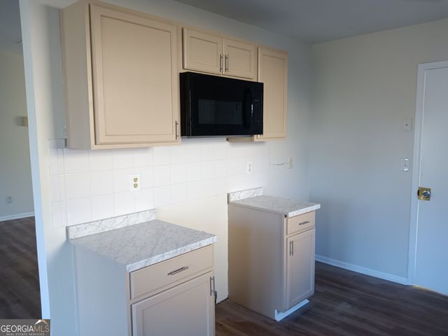 3668 Paddington Trail, Rex, GA 30273