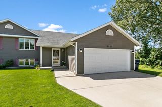 3202 Greenwood Drive, Janesville, WI 53546