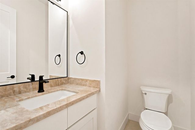 1435 Lawrence Street, Houston, TX 77008