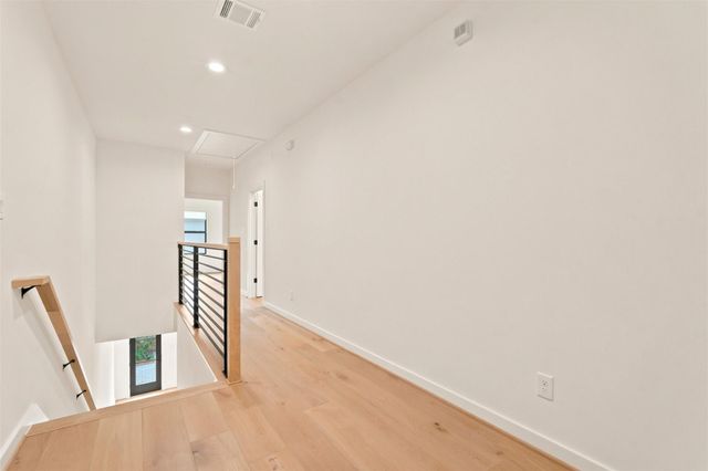 1435 Lawrence Street, Houston, TX 77008