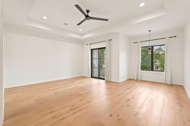 1435 Lawrence Street, Houston, TX 77008