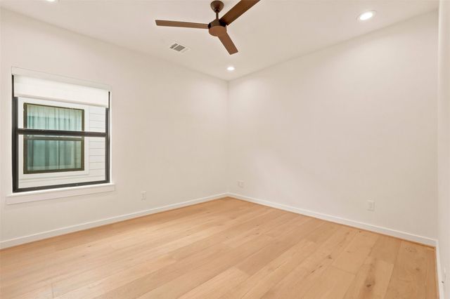 1435 Lawrence Street, Houston, TX 77008
