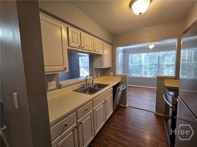 12300 Apache Avenue 208, Savannah, GA 31419