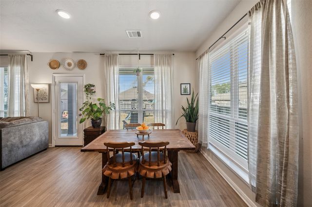 11947 Sunshine Park Drive N, Willis, TX 77318