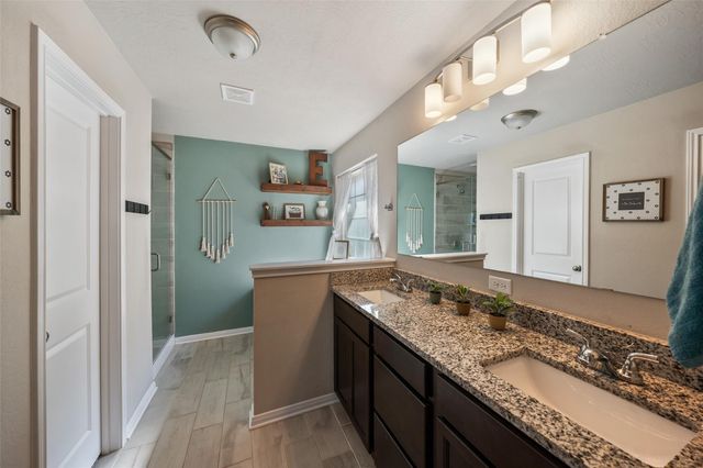 11947 Sunshine Park Drive N, Willis, TX 77318