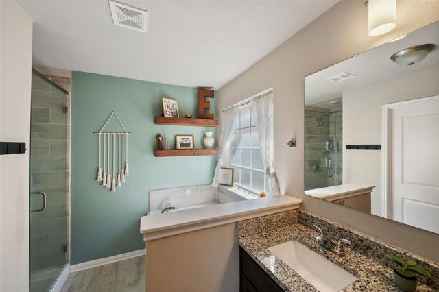 11947 Sunshine Park Drive N, Willis, TX 77318