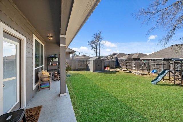 11947 Sunshine Park Drive N, Willis, TX 77318