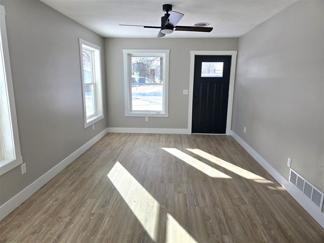 517 E State Road, Hastings, MI 49058