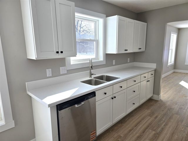 517 E State Road, Hastings, MI 49058