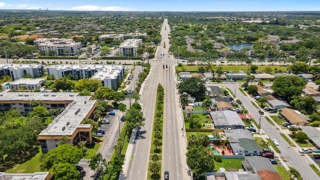 6075 N Sabal Palm Blvd 301, Tamarac, FL 33319