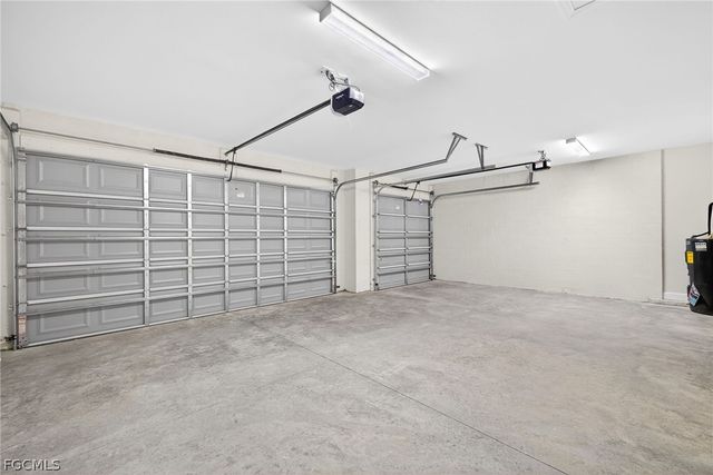 622 SW 30th TER, Cape Coral, FL 33914