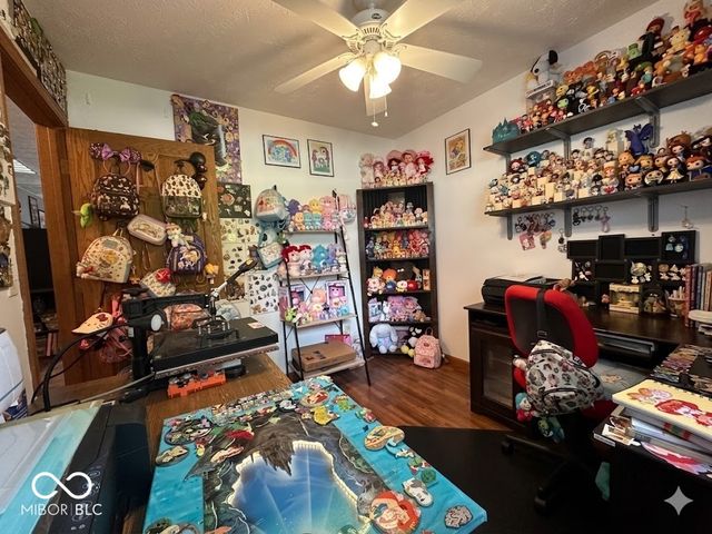 2490 E Northwood Avenue, Terre Haute, IN 47805
