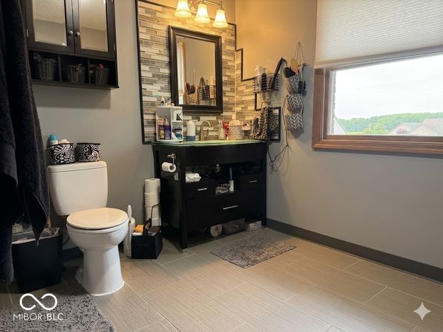 2490 E Northwood Avenue, Terre Haute, IN 47805