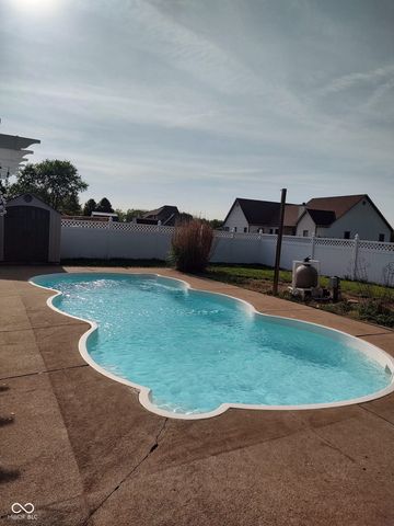 2490 E Northwood Avenue, Terre Haute, IN 47805