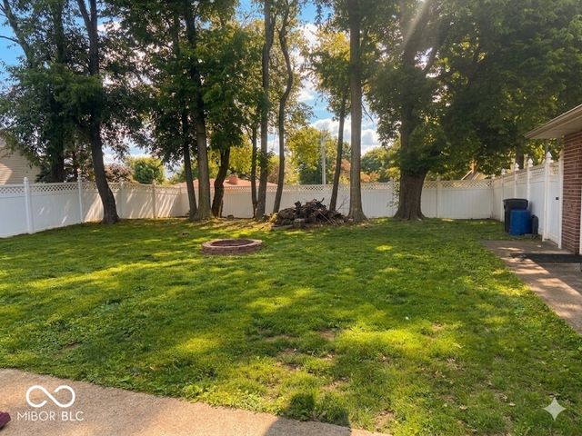 2490 E Northwood Avenue, Terre Haute, IN 47805