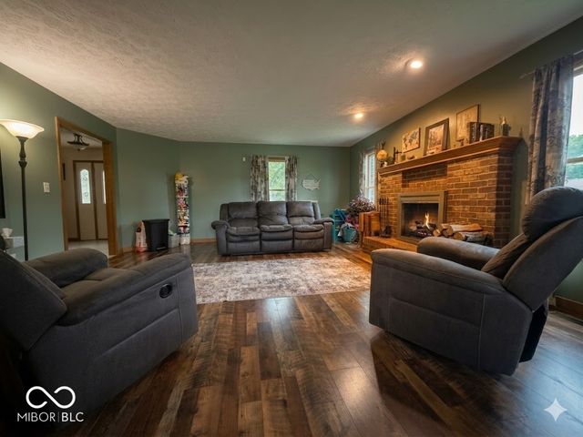 2490 E Northwood Avenue, Terre Haute, IN 47805