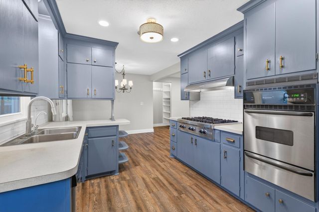 8000 Aster Drive N, Brooklyn Park, MN 55428