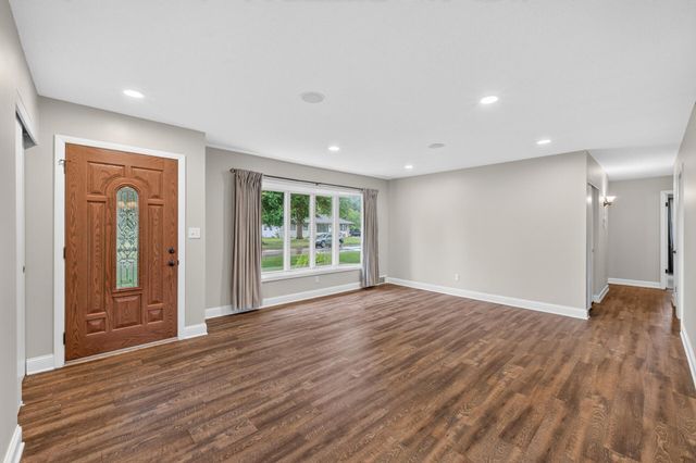 8000 Aster Drive N, Brooklyn Park, MN 55428