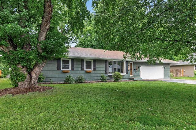 8000 Aster Drive N, Brooklyn Park, MN 55428