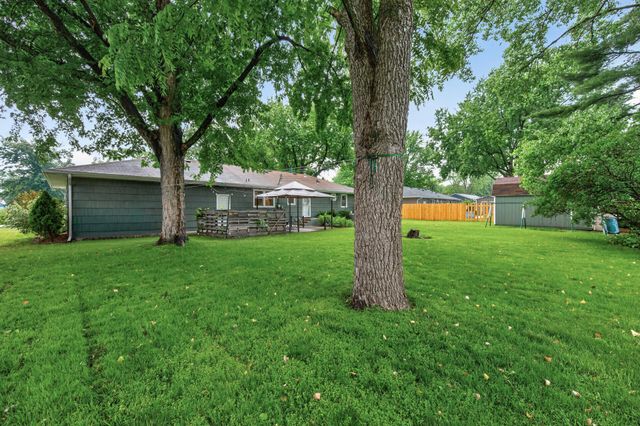 8000 Aster Drive N, Brooklyn Park, MN 55428