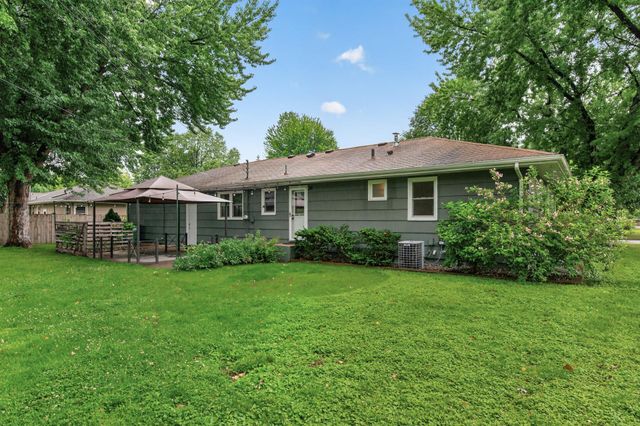 8000 Aster Drive N, Brooklyn Park, MN 55428