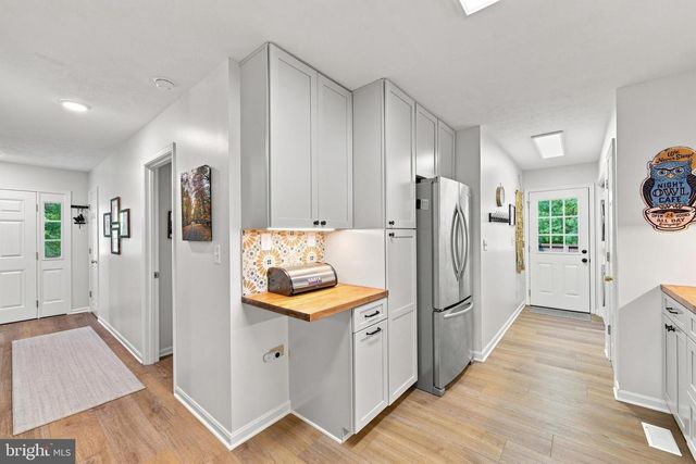 122 FORREST ST, Basye, VA 22810