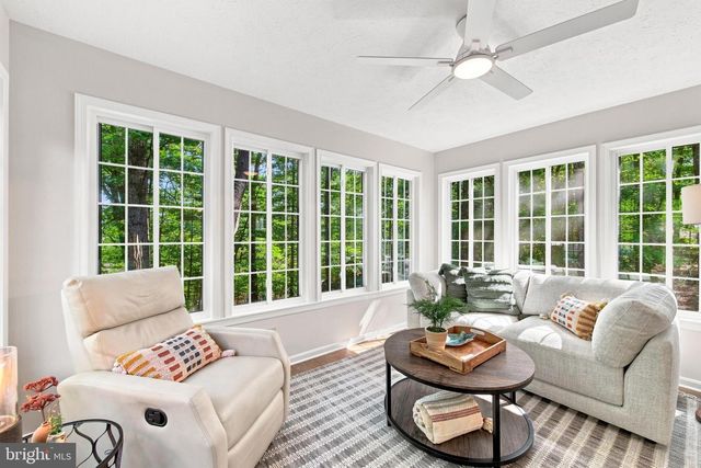 122 FORREST ST, Basye, VA 22810