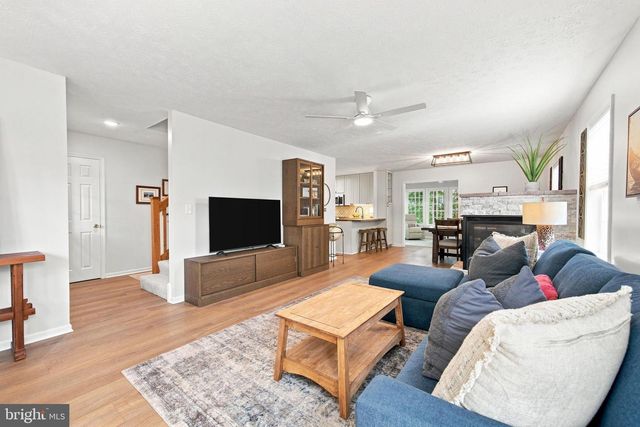 122 FORREST ST, Basye, VA 22810
