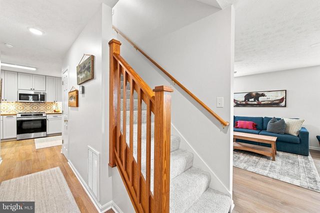 122 FORREST ST, Basye, VA 22810