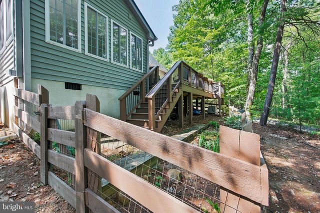 122 FORREST ST, Basye, VA 22810