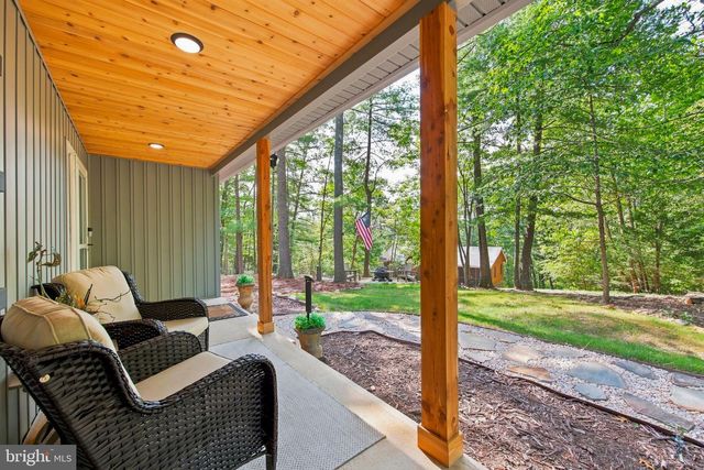 122 FORREST ST, Basye, VA 22810