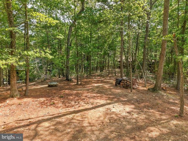 122 FORREST ST, Basye, VA 22810