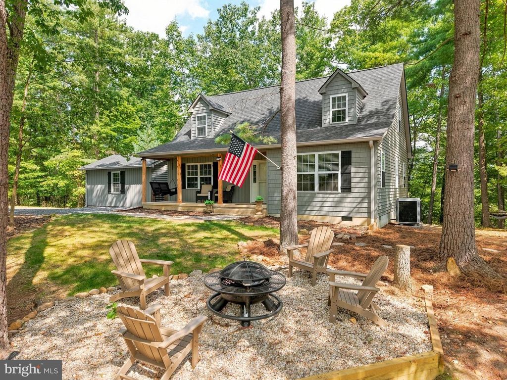 122 FORREST ST, Basye, VA 22810