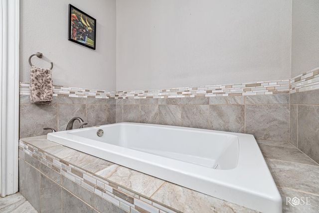 330 Windham Street, San Angelo, TX 76903