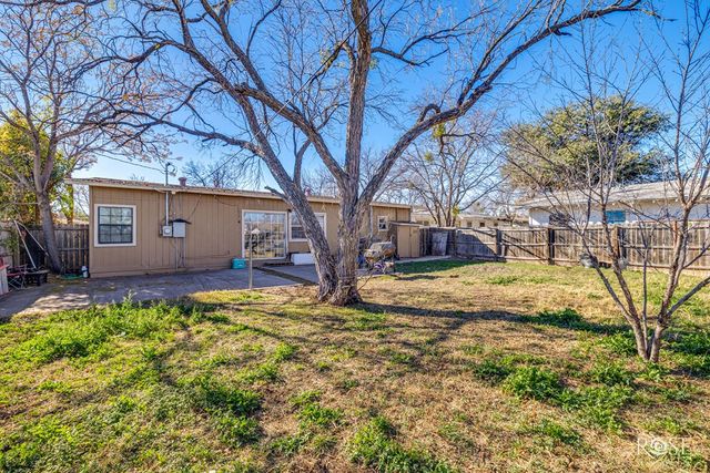 330 Windham Street, San Angelo, TX 76903