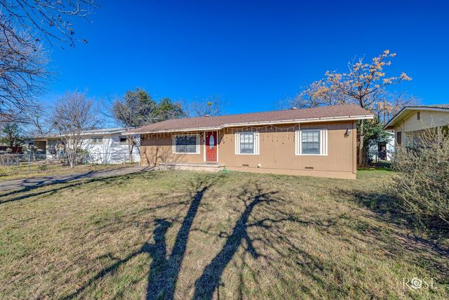 330 Windham Street, San Angelo, TX 76903