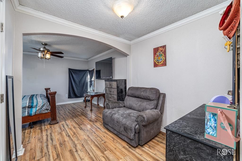 Image 12 of property listing at 330 Windham St, San Angelo, TX 76903