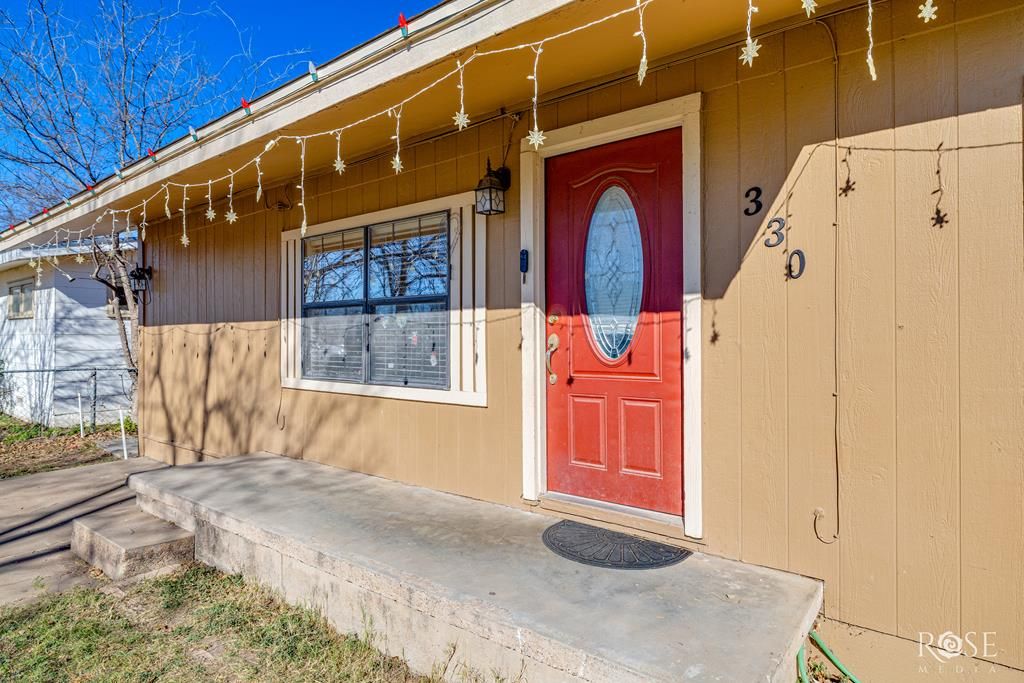 Image 2 of property listing at 330 Windham St, San Angelo, TX 76903